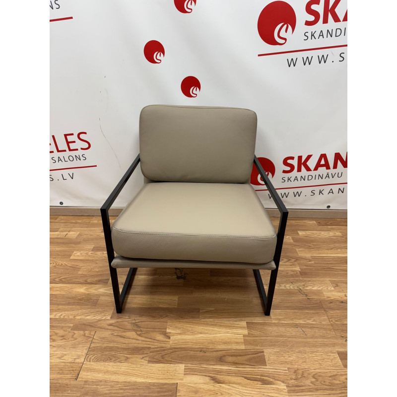 Chair Otilia (Relaxation)(Natural Leather)(Exposition)